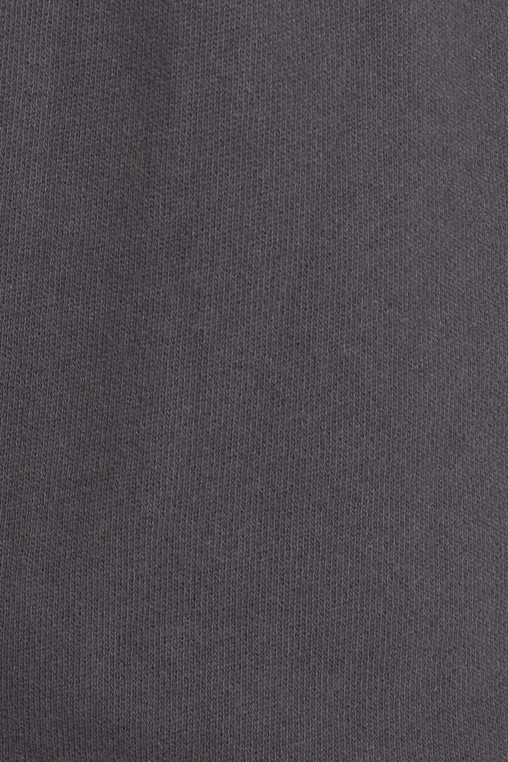 100084371_5GK_alt3_1920x2880.jpg
