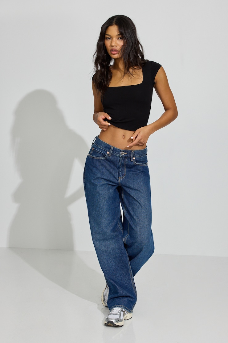 100084705_06V_alt2_1920x2880.jpg