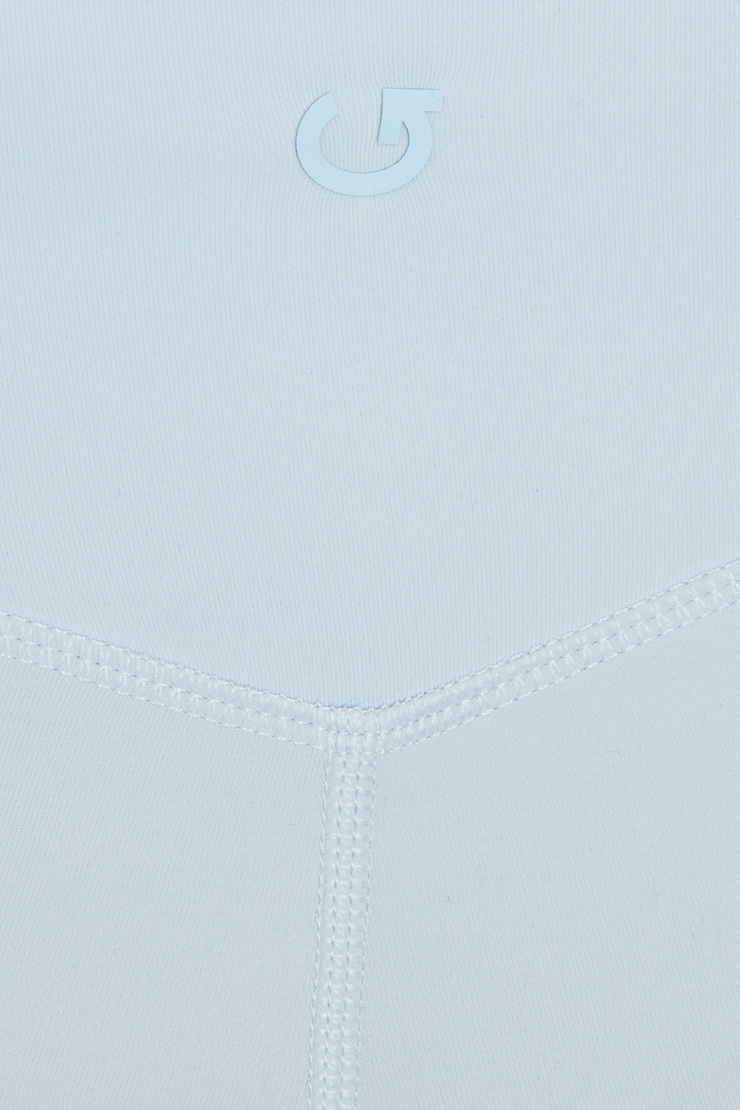 100090133_7VV_alt4_1920x2880-1.jpg