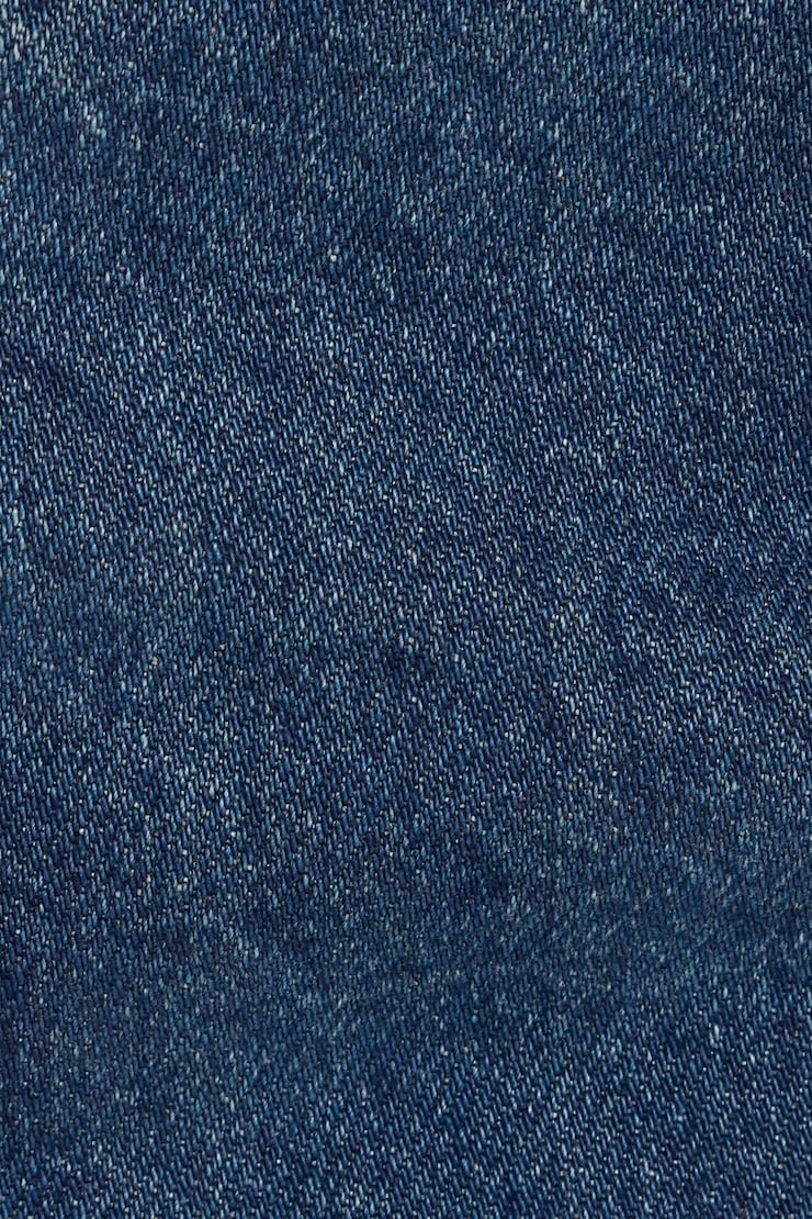 100094063_07K_alt4_1920x2880.jpg