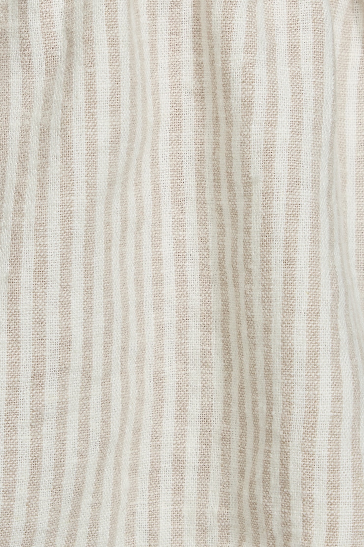 100094638_80L_alt4_1920x2880.jpg