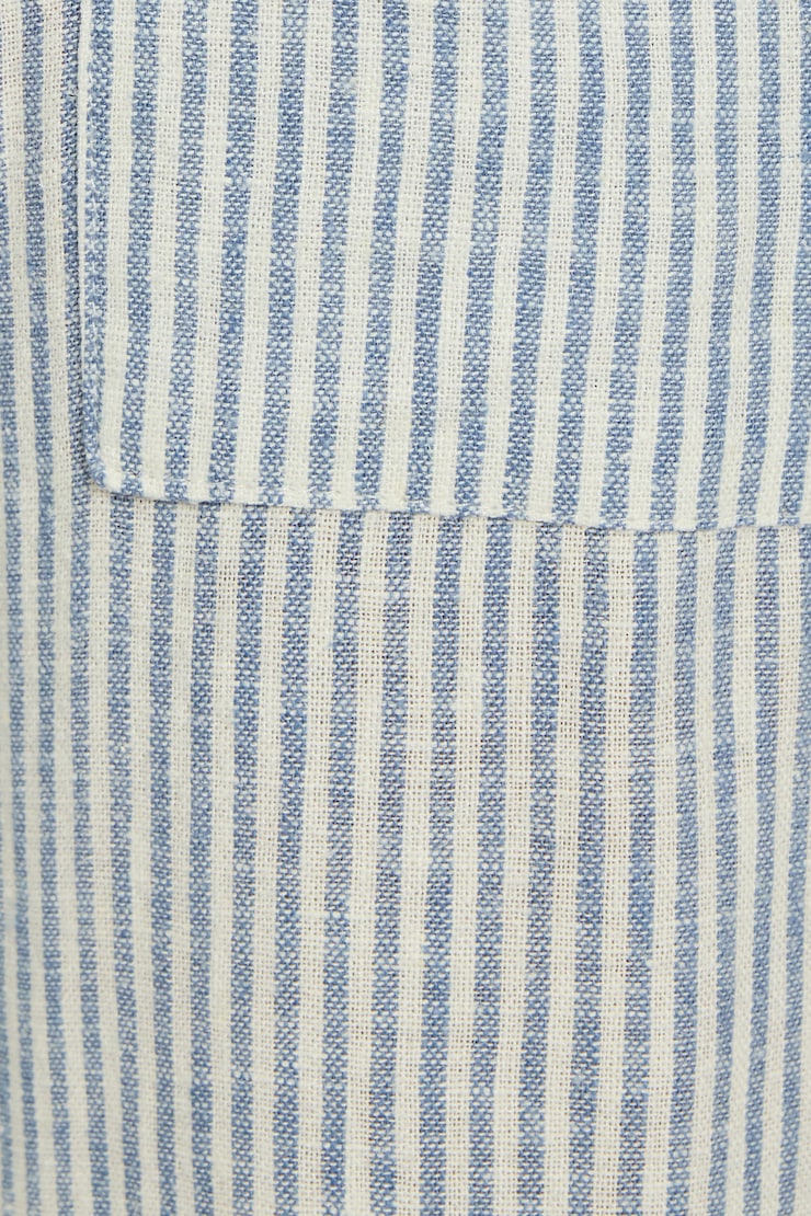 100095369_7VP_alt4_1920x2880.jpg