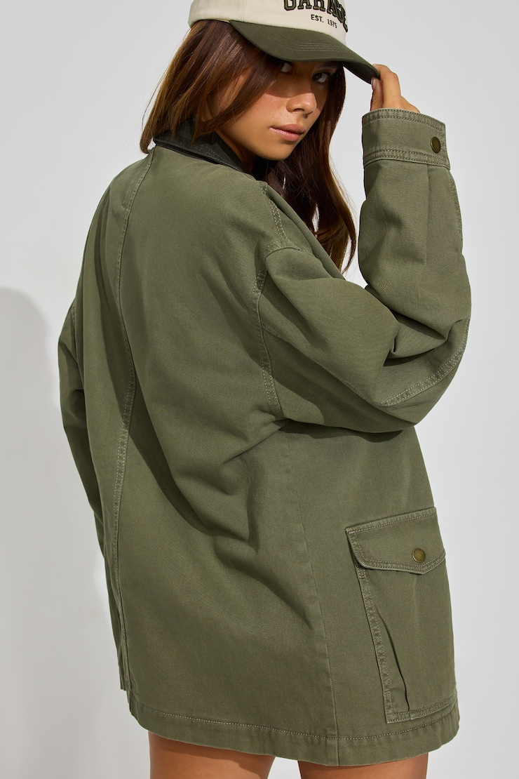 100096833_88D_alt2_1920x2880.jpg
