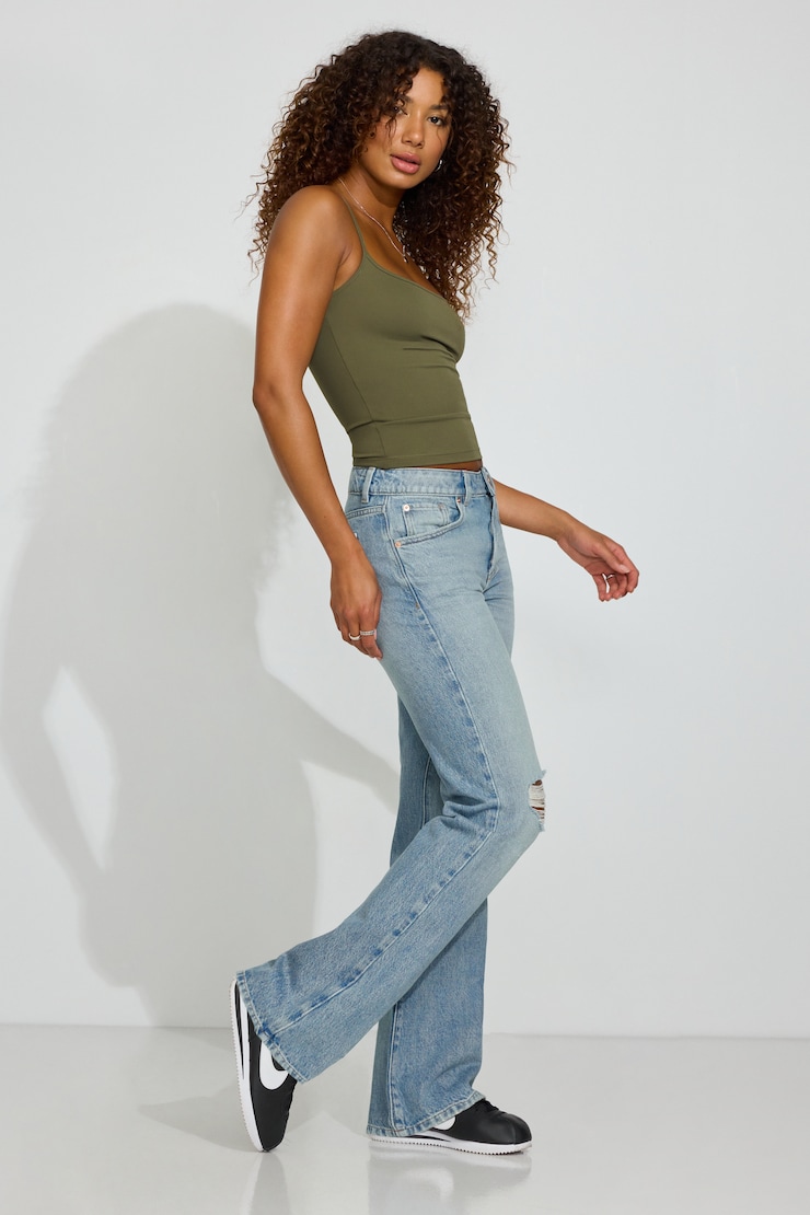 100097649_07J_alt1_1920x2880.jpg