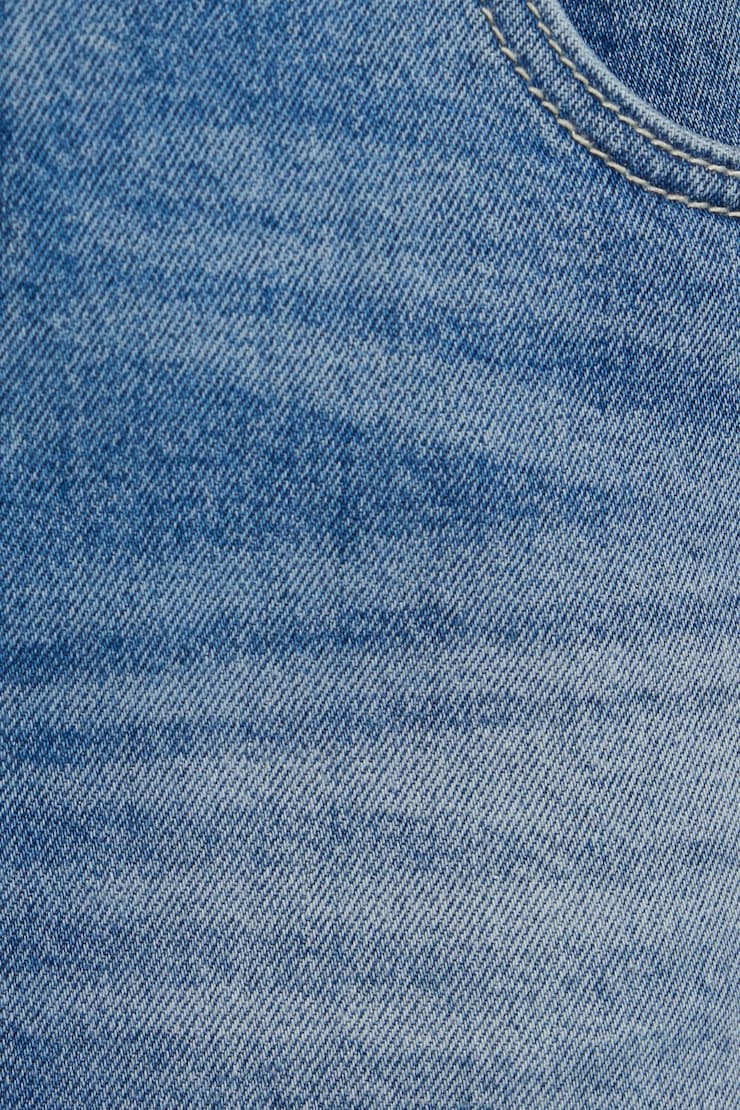 100098255_07K_alt5_1920x2880.jpg