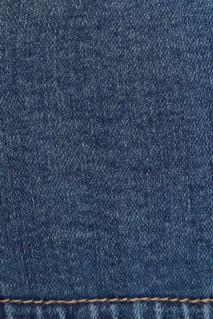100098421_07K_alt3_1920x2880.jpg
