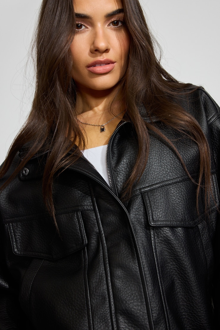 100098715_06V_alt3_1920x2880.jpg