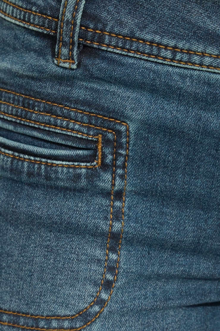 100099777_07K_alt3_1920x2880.jpg