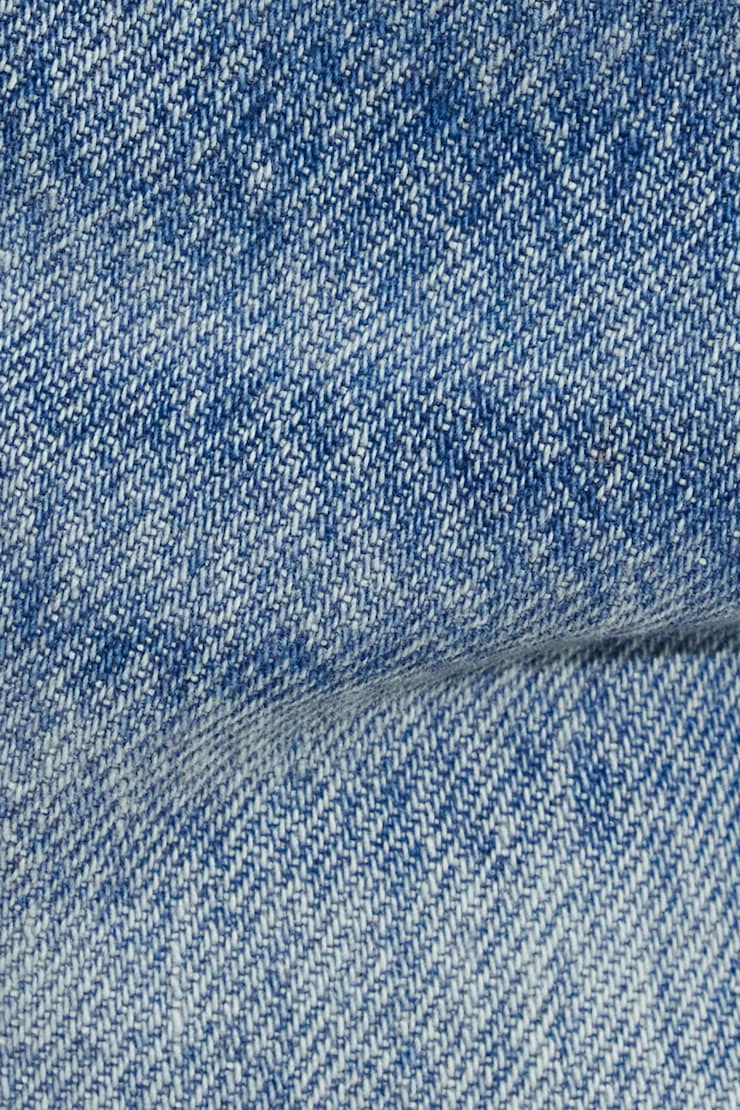 100101210_07J_alt3_1920x2880.jpg