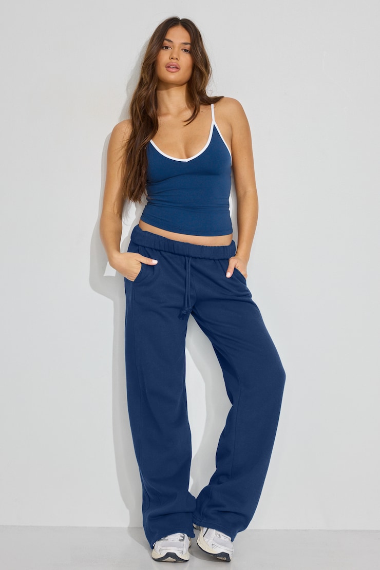 100101285_8I1_alt2_1920x2880.jpg