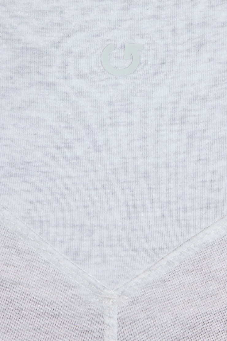100101720_18X_alt3_1920x2880.jpg