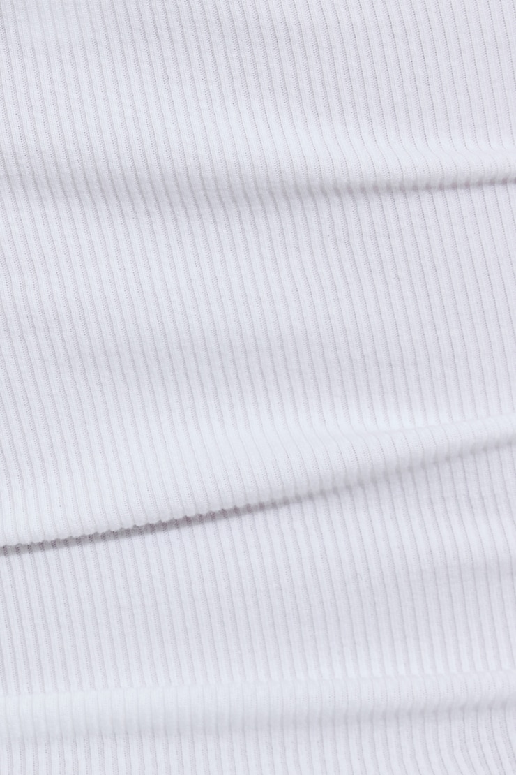 100102093_04N_alt3_1920x2880.jpg