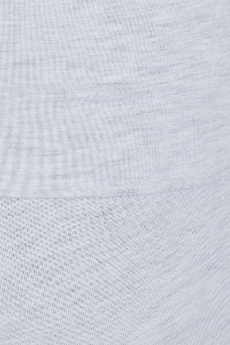 100102681_18X_alt3_1920x2880.jpg