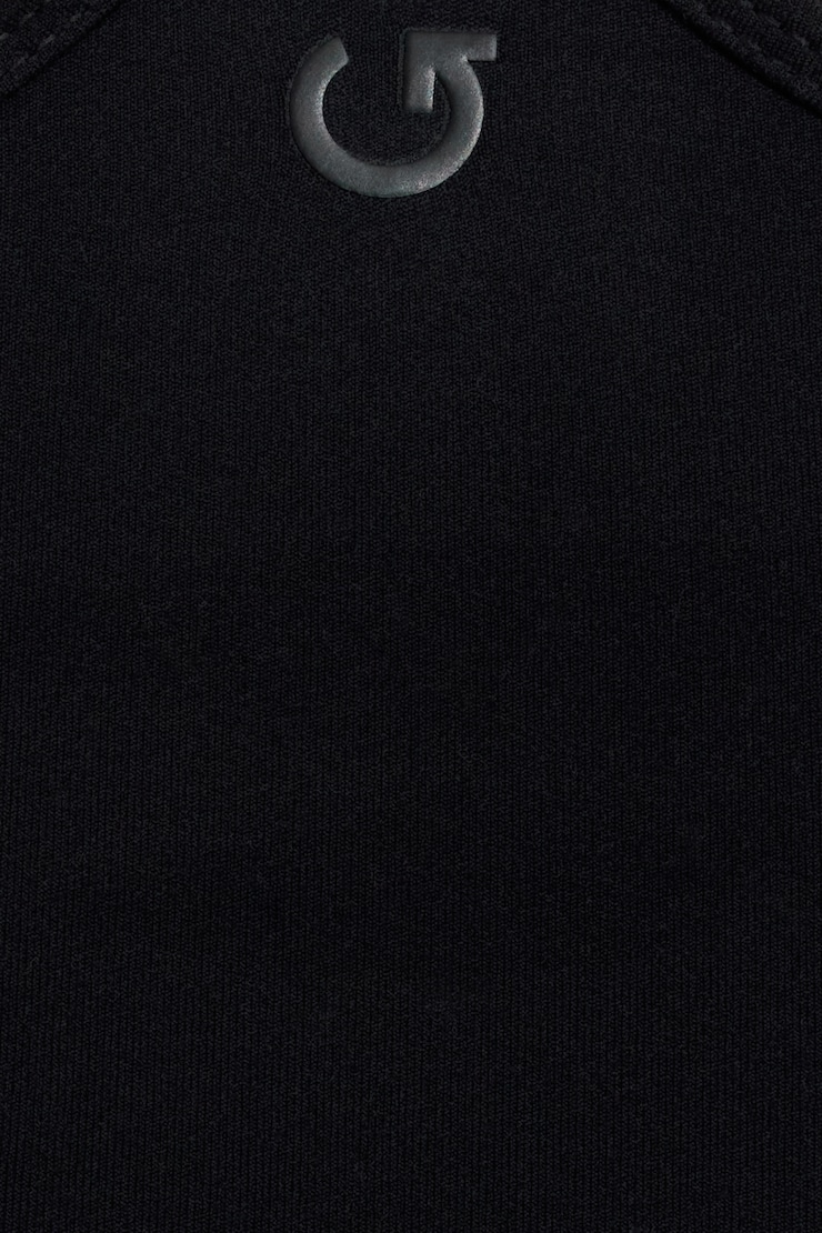 100103304_06V_alt3_1920x2880.jpg